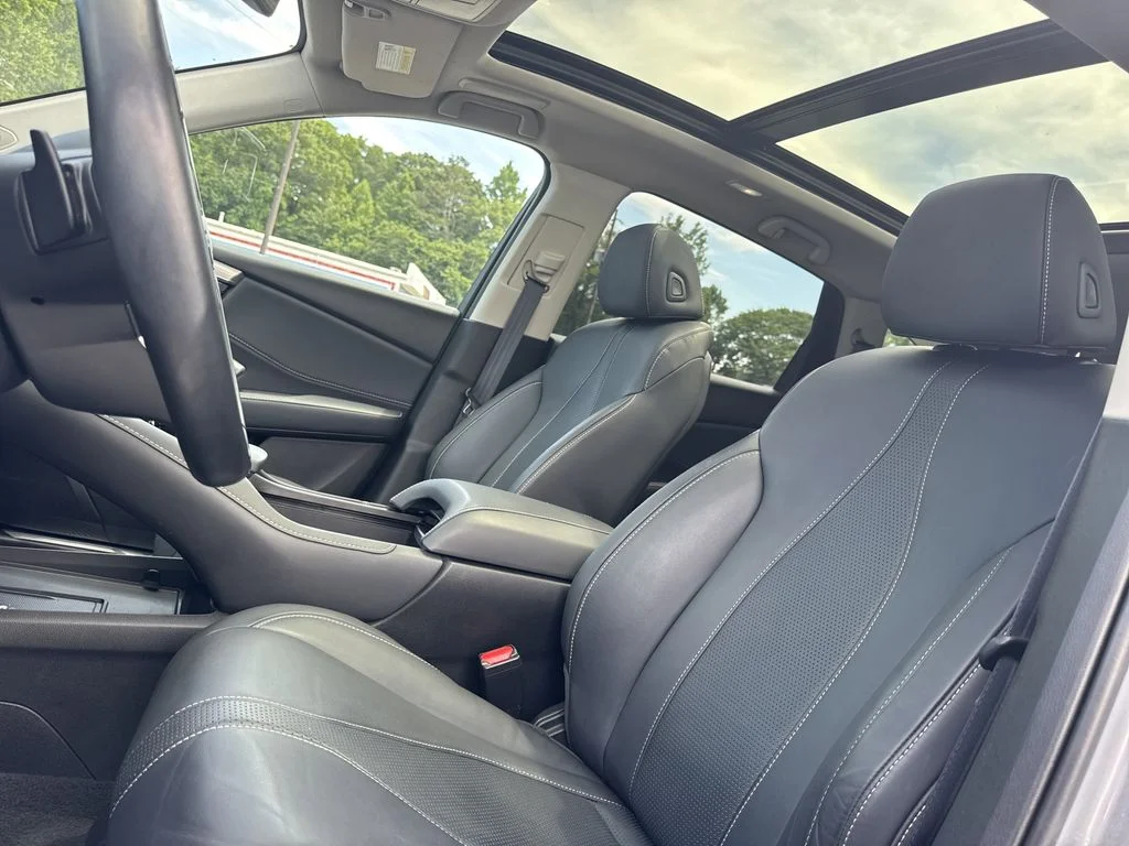 Used 2023 Silver Acura Technology Package image 33