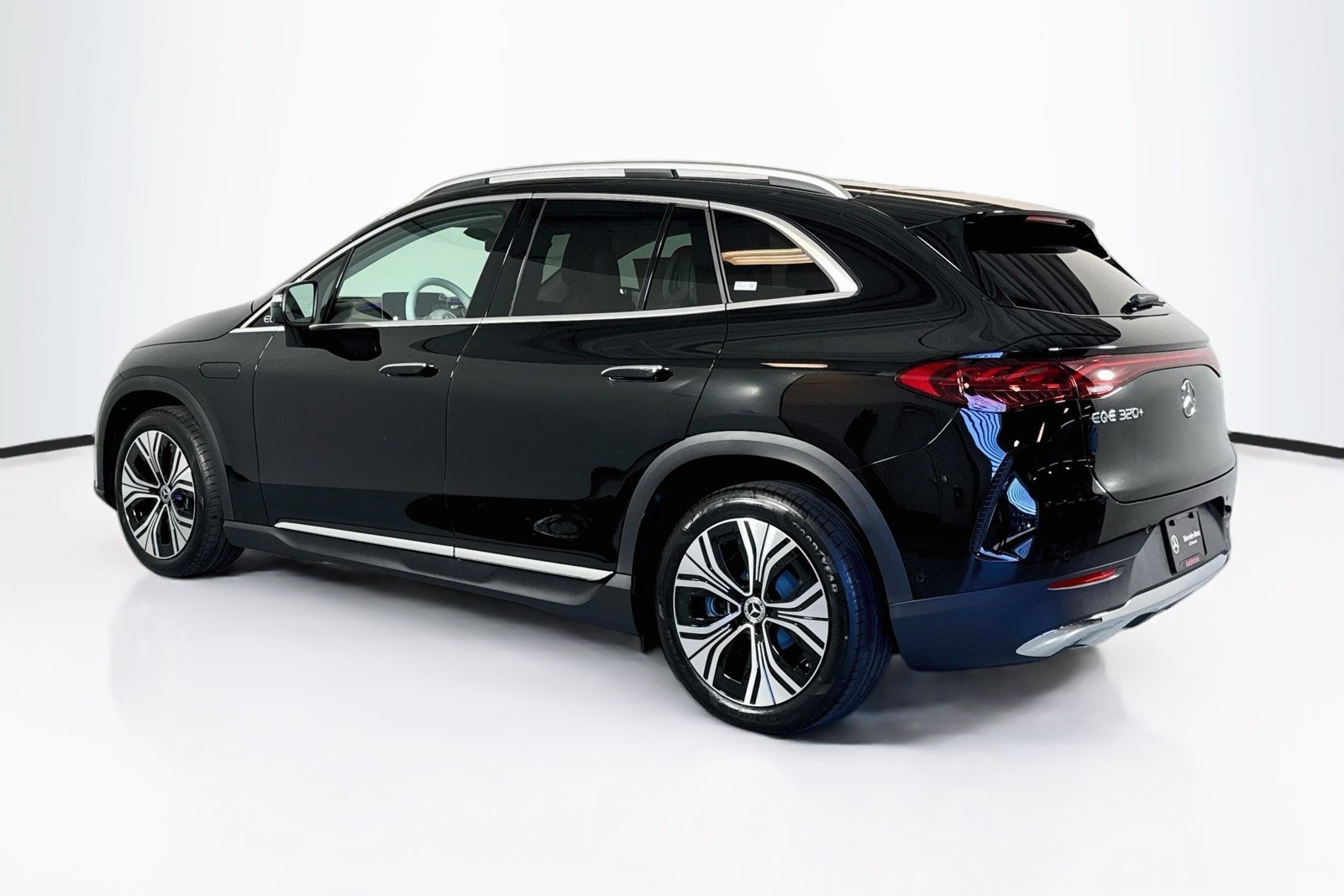 New 2027 Black Mercedes-Benz EQE 320+ image 7