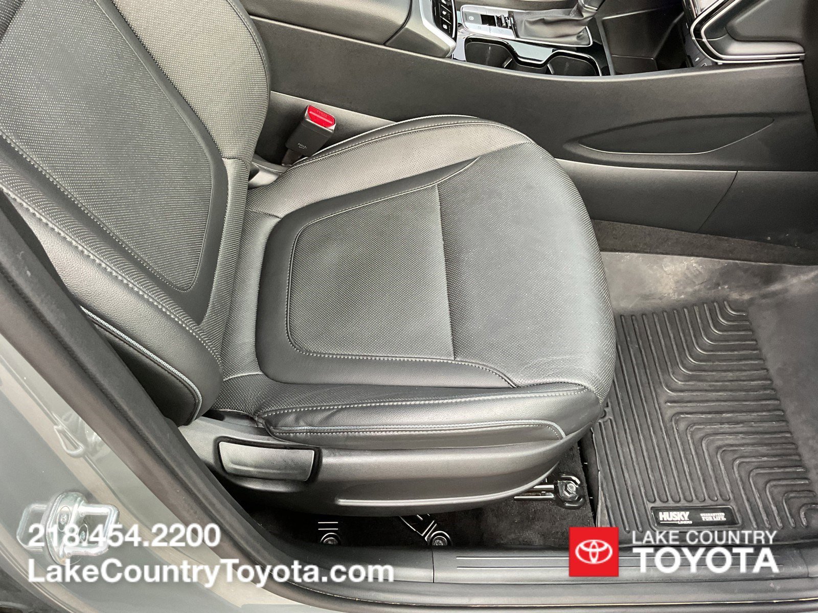 Used 2023 Hampton Gray Hyundai Limited image 21