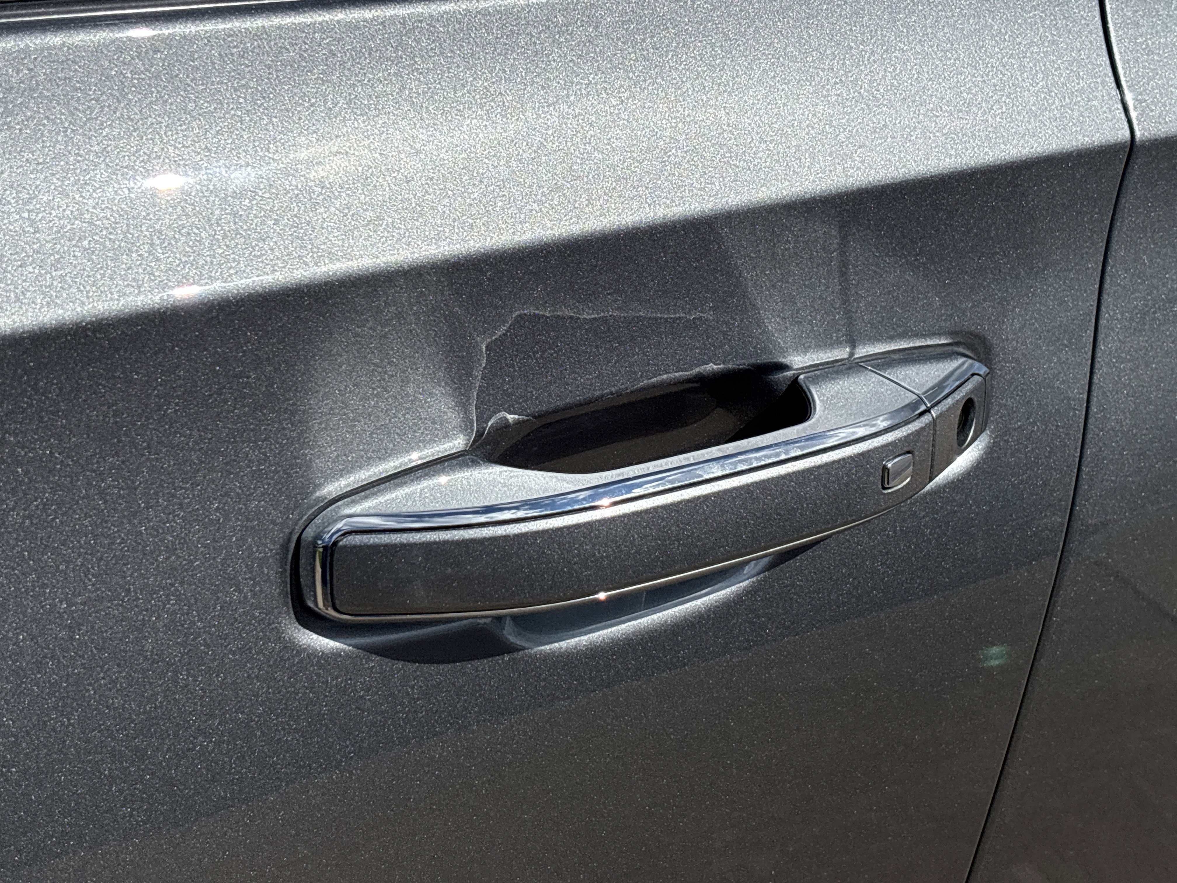 Used 2023 Sterling Metallic GMC SLT 4WD image 16