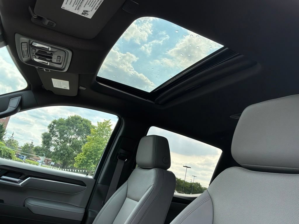 2026 GMC Sierra 1500 SLT - Photo 37