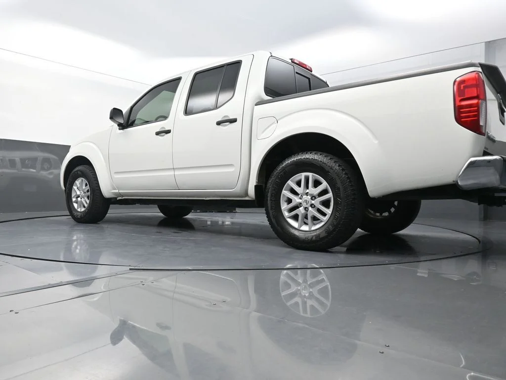 Used 2017 White Nissan SV image 26