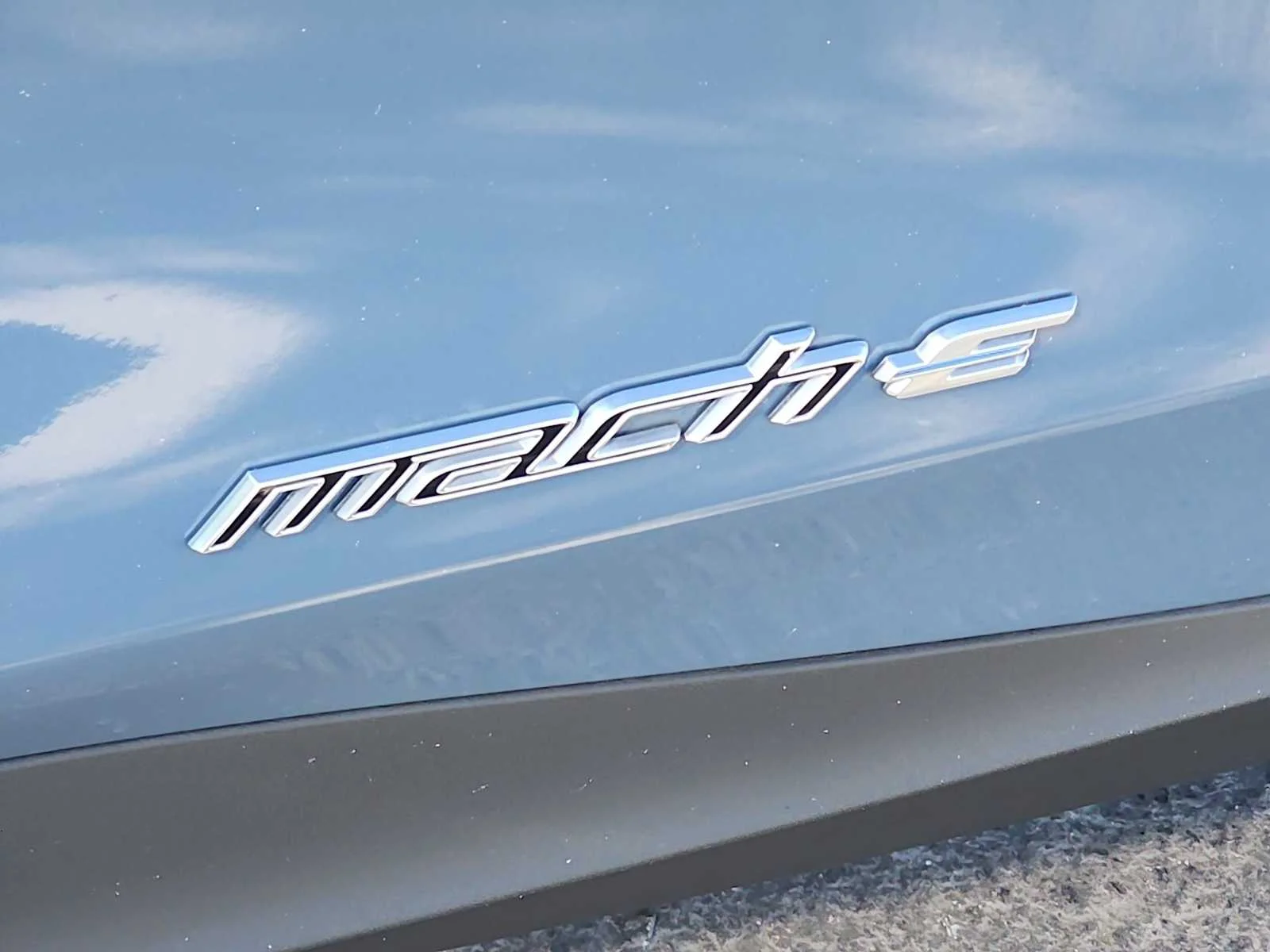 Used 2023 Vapor Blue Metallic Ford Select image 23