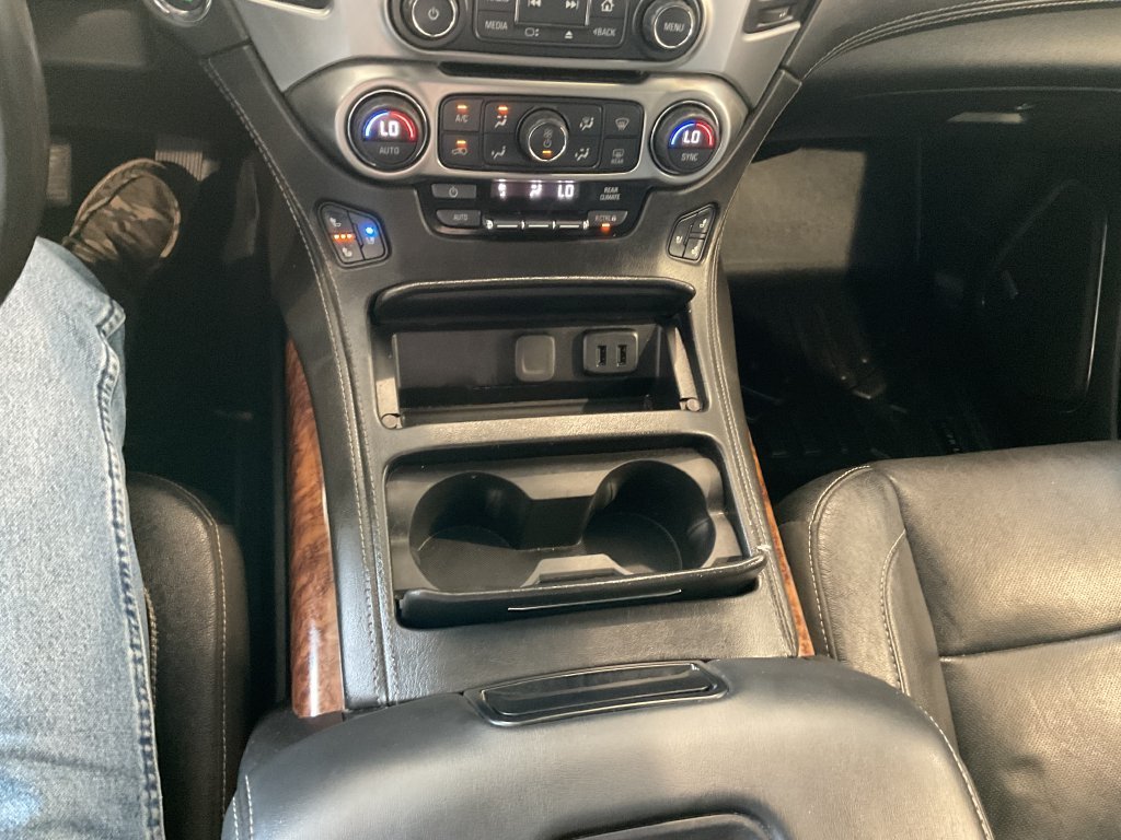 Used 2020 Gray Chevrolet Premier image 29