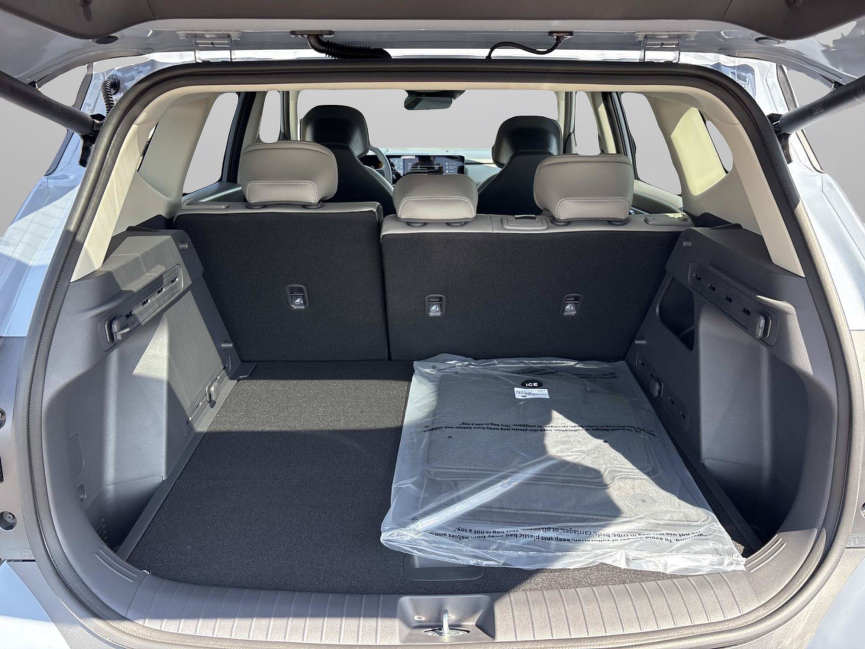 New 2027 Pale Gray Kia EX image 9