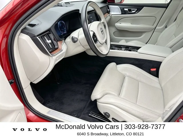 Used 2019 Red Volvo T6 Inscription image 11