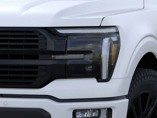 New 2026 Star White Metallic Tri-Coat Ford Platinum® image 18