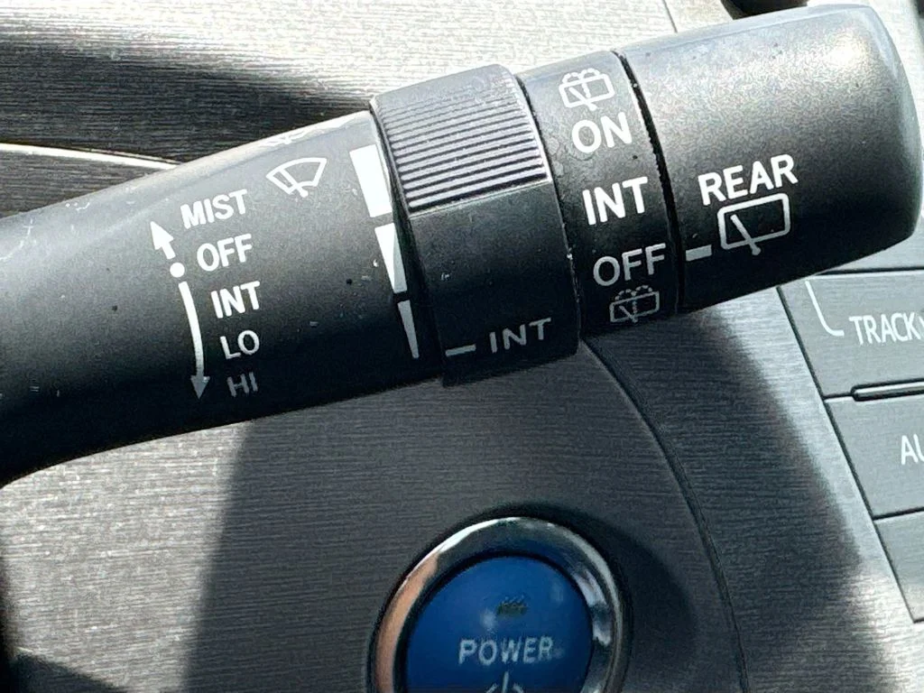 Used 2014 Red Toyota Five image 13