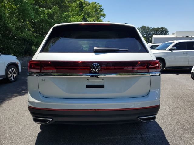 New 2026 White Volkswagen SE image 5