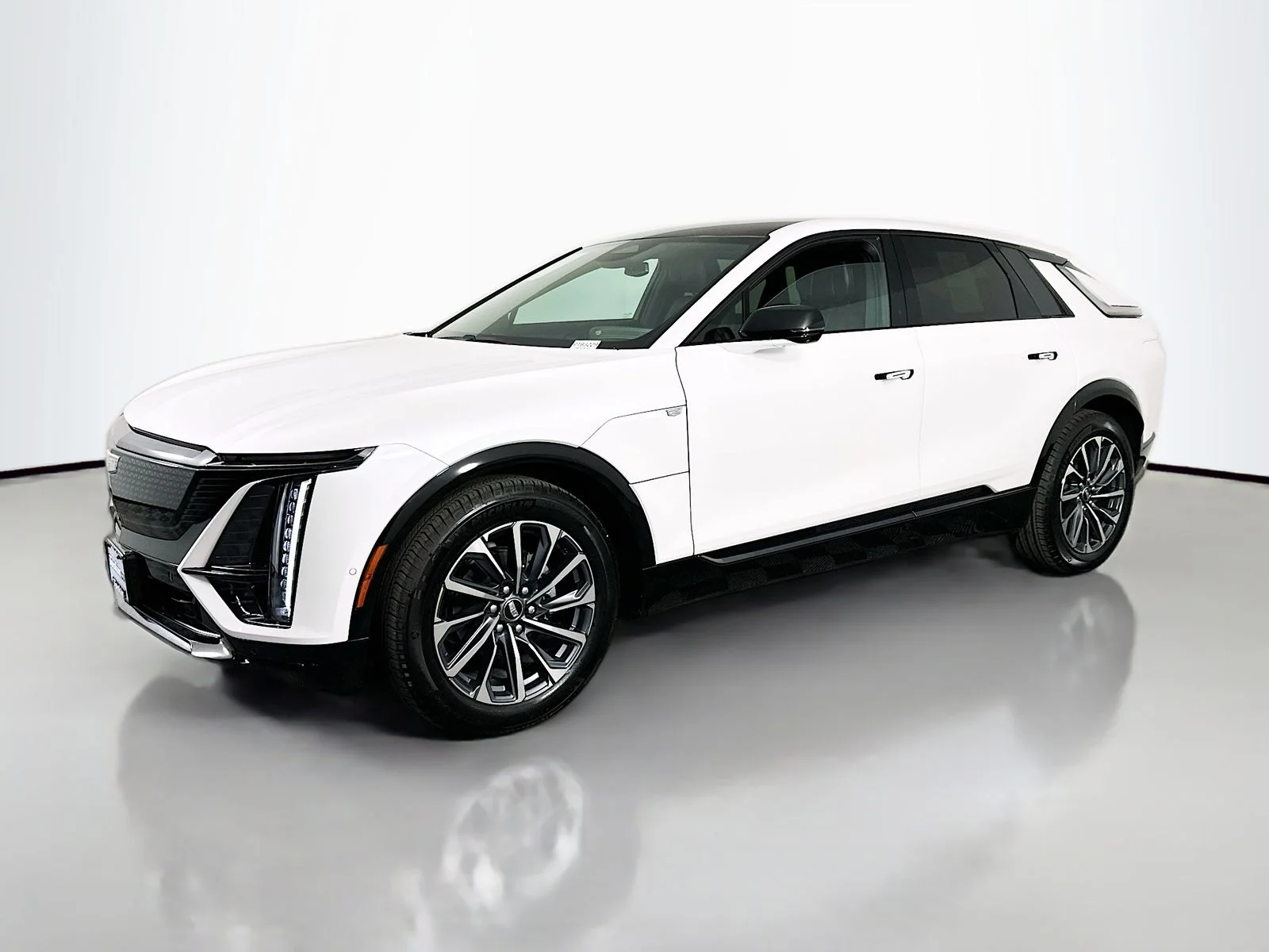 Used 2025 Crystal White Tricoat Cadillac Sport image 3