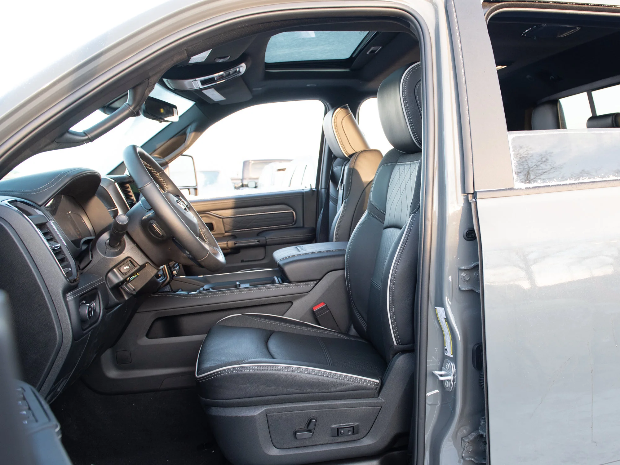 New 2026 Grey RAM Limited* image 19