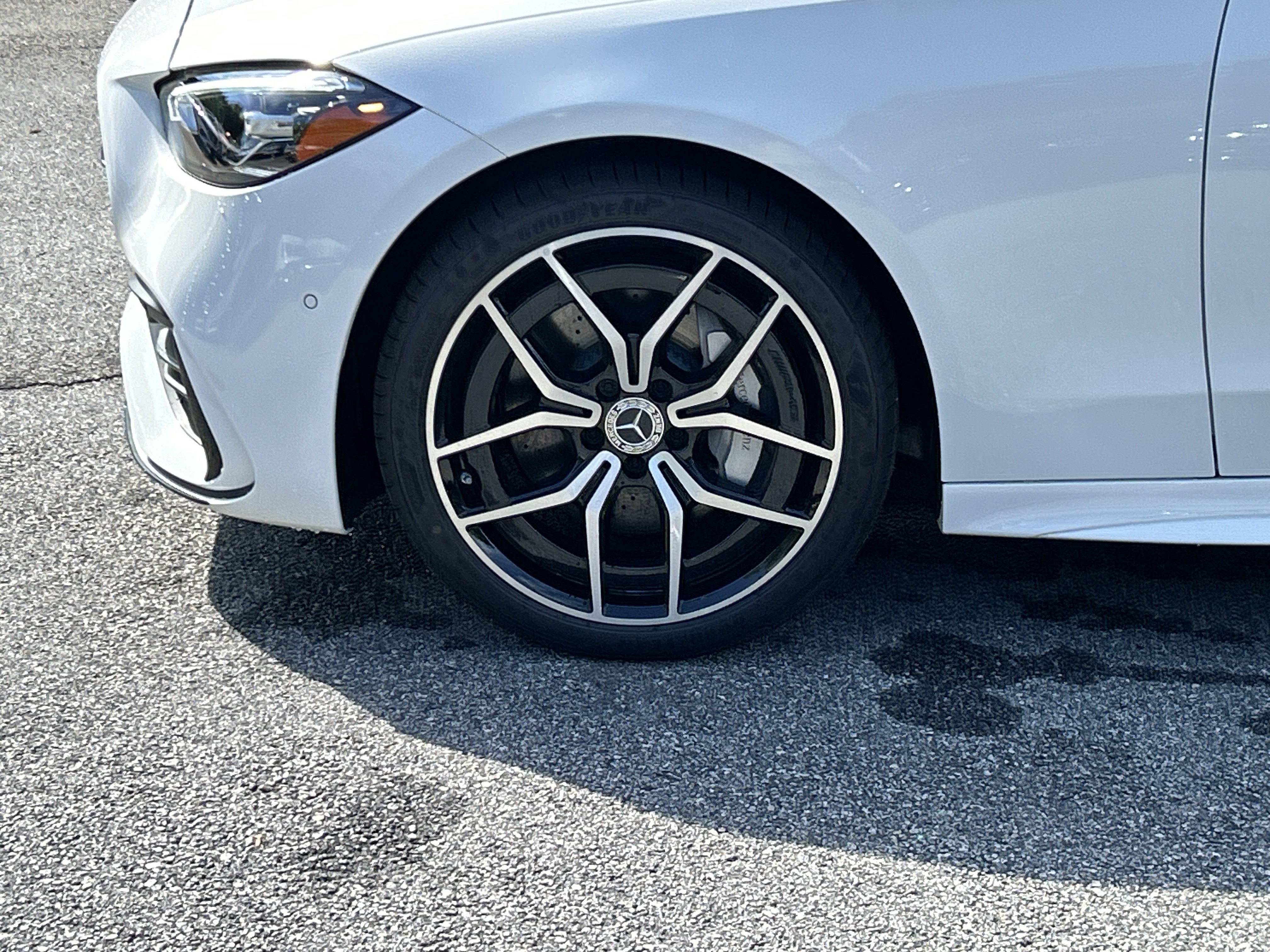 New 2026 Polar White Mercedes-Benz C 300 Sedan image 16