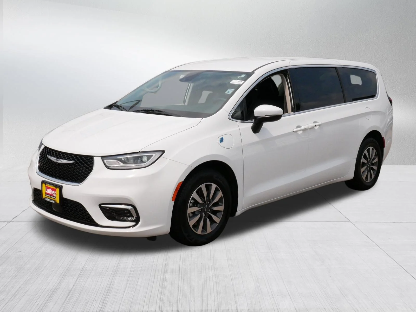 Used 2023 Bright White Clearcoat Chrysler Hybrid Touring L image 3