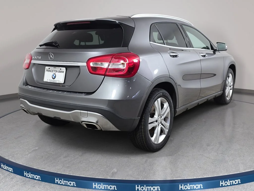 Used 2018 Gray Metallic Mercedes-Benz GLA 250 image 6