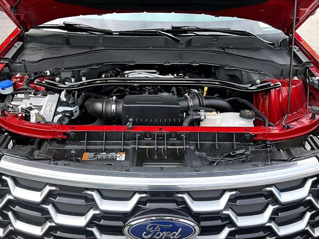 Used 2025 Red Metallic Ford Platinum image 31