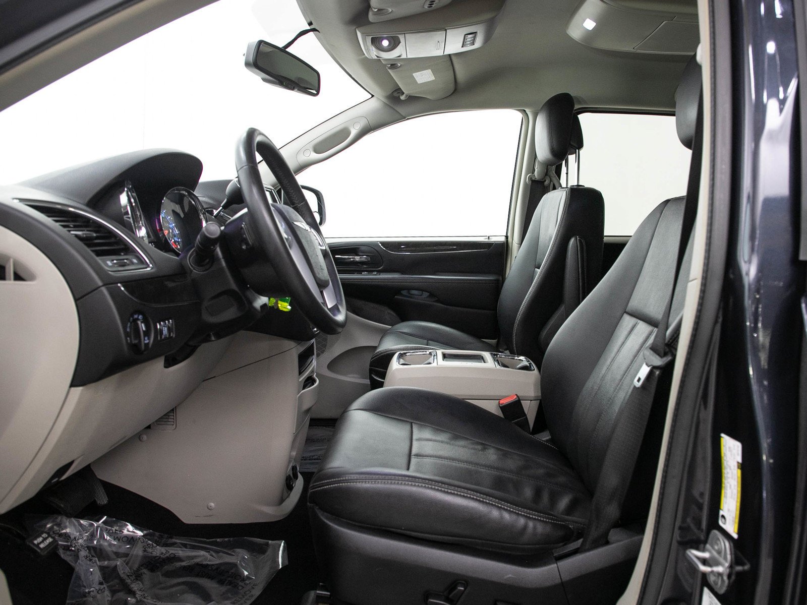 Used 2013 Maximum Steel Metallic Clearcoat Chrysler Touring image 25