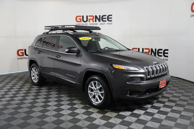 Used 2016 Gray Jeep Latitude image 37