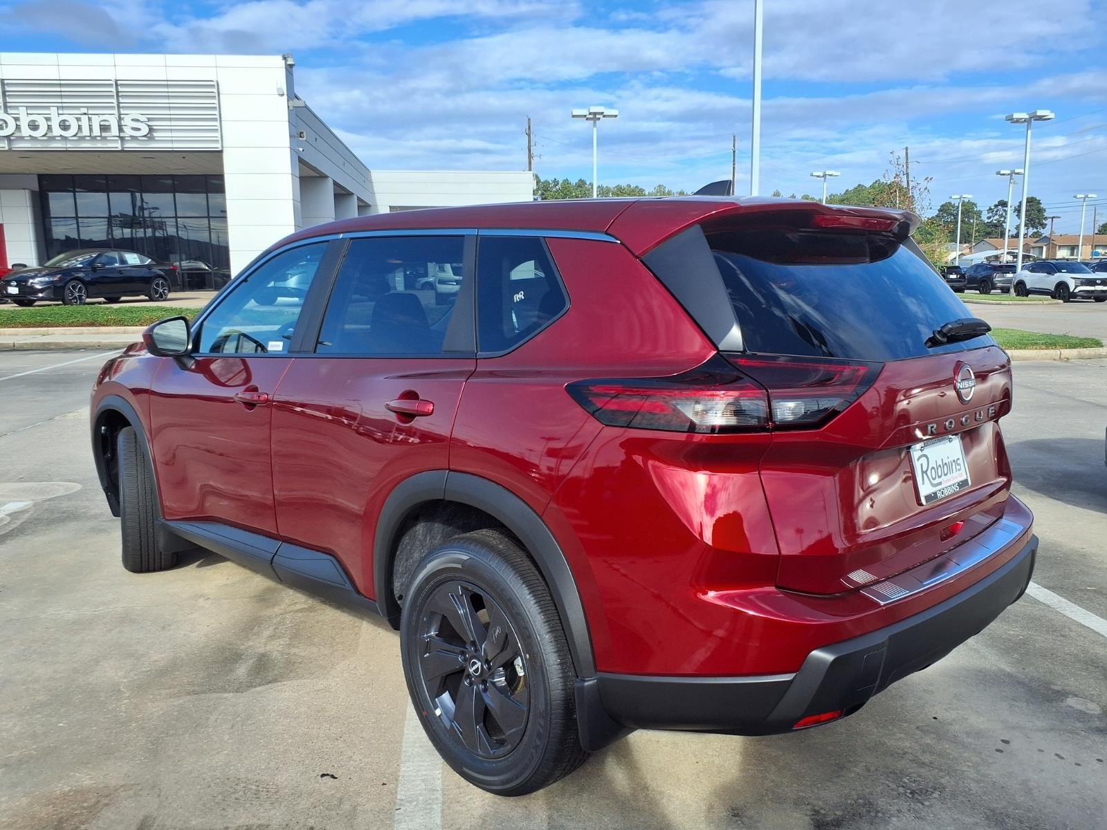 2026 Nissan Rogue photo 4 of 23