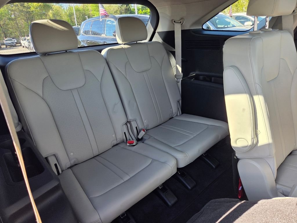 Used 2023 Gray Kia X-Line EX image 31