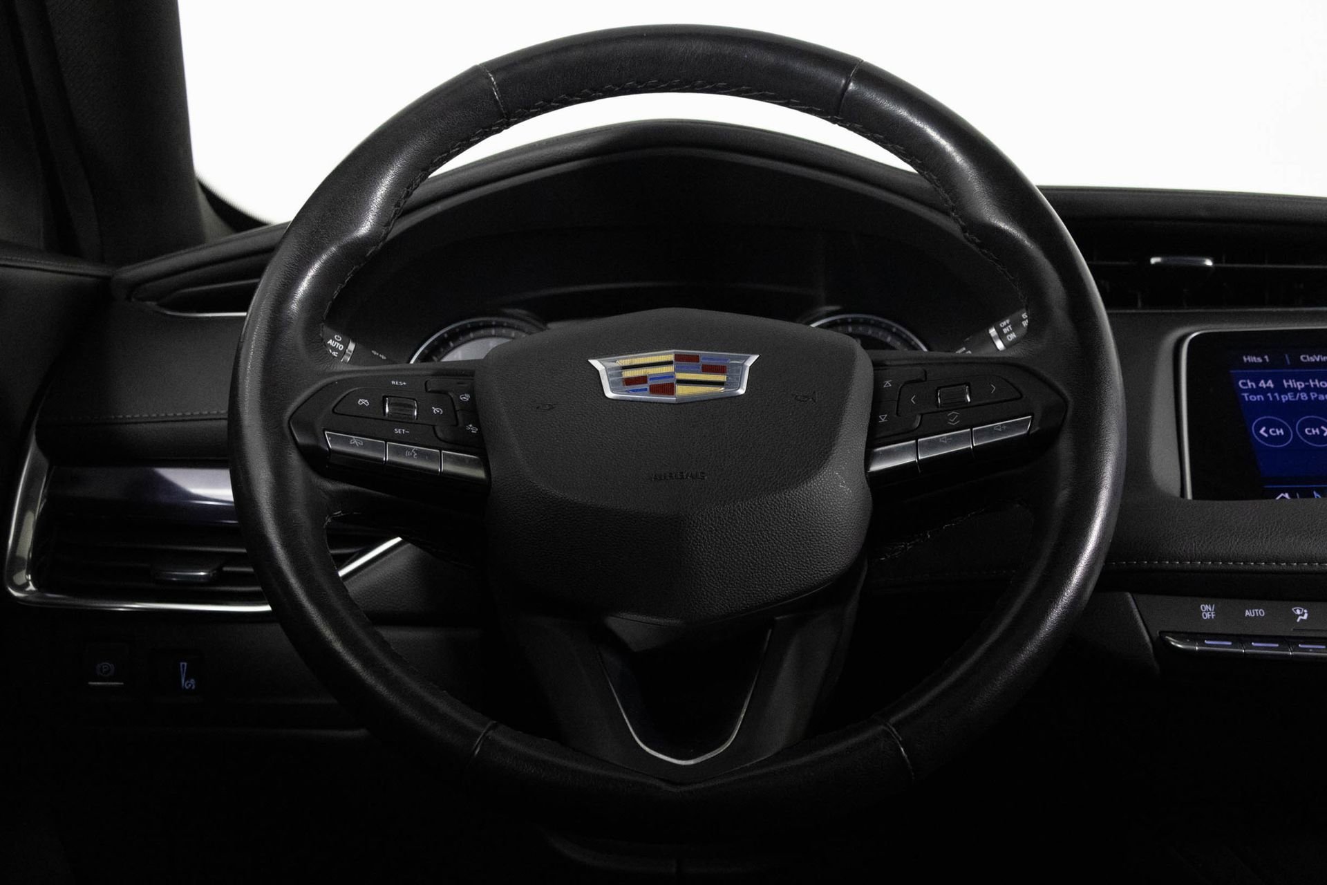 2023 CADILLAC XT4 - Image 27