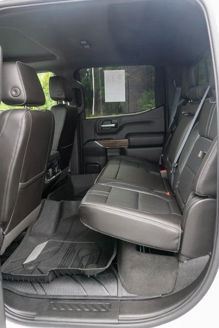 Used 2019 Beige Chevrolet High Country image 11