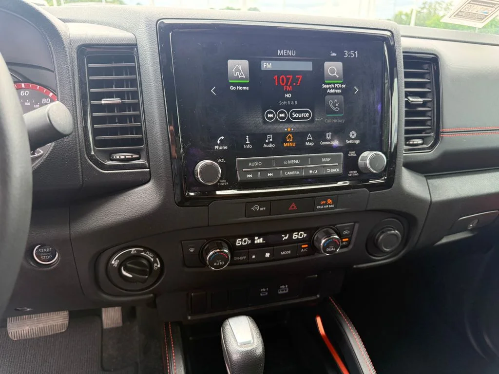 Used 2023 White Nissan PRO-4X image 10