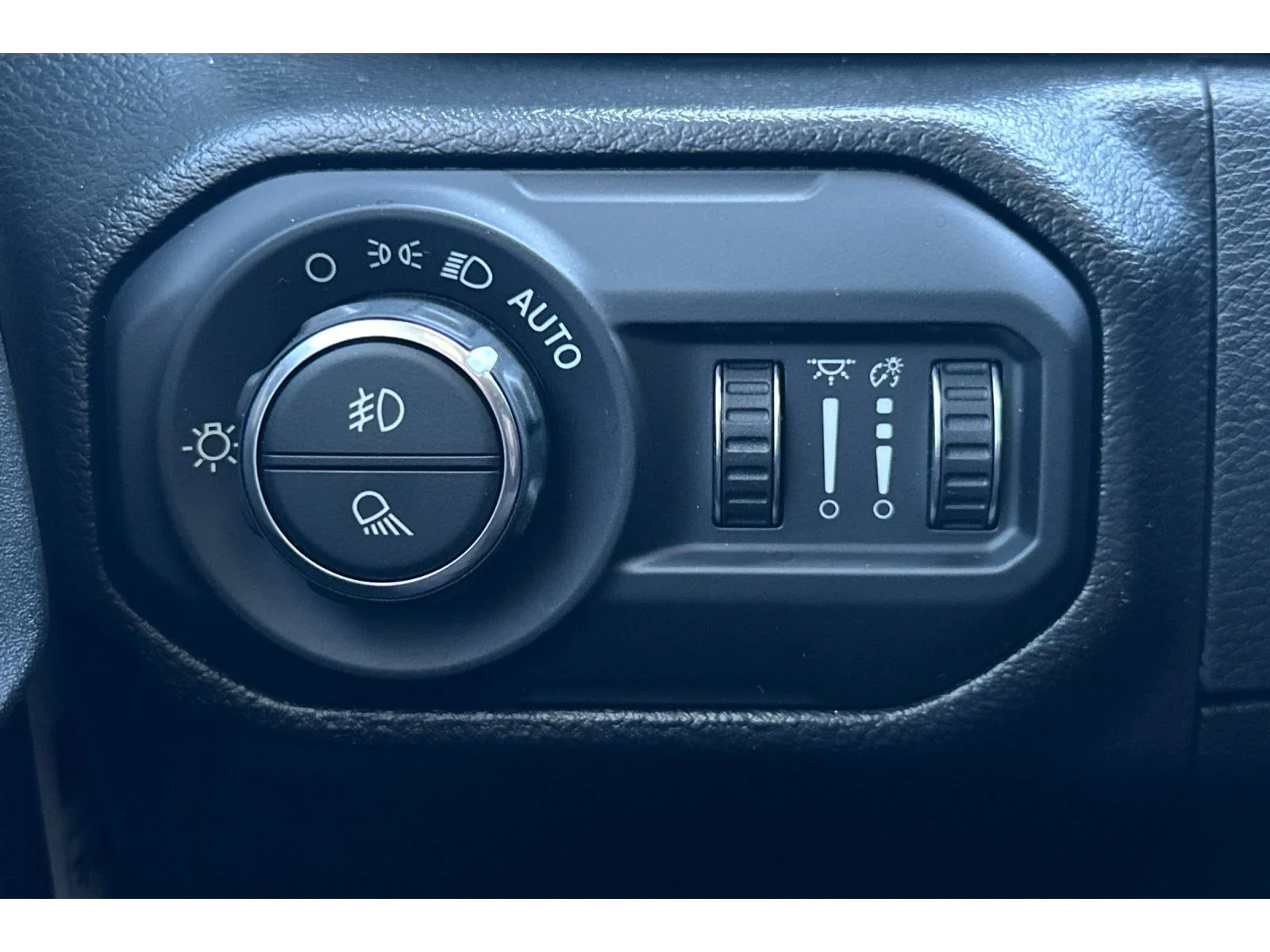 Used 2022 Bright White Clearcoat Jeep Willys image 42