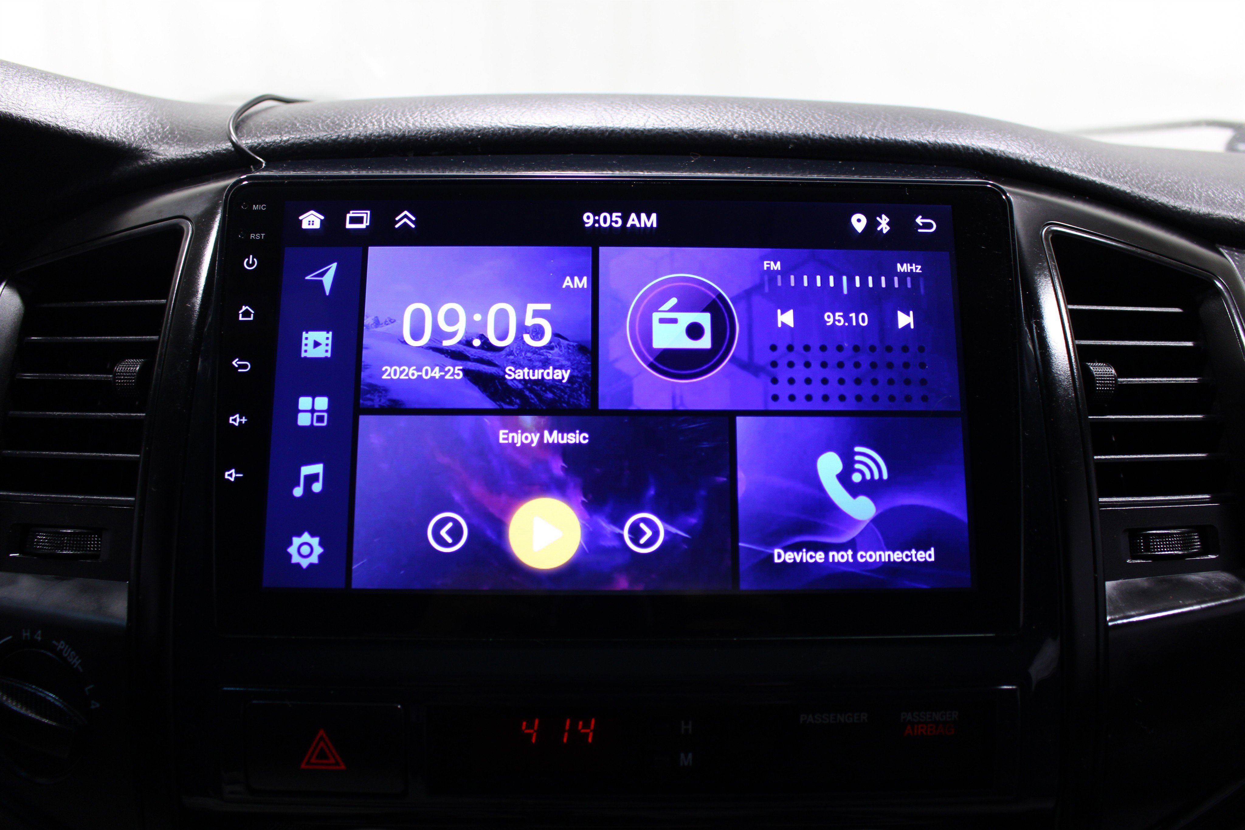 Used 2007  Toyota Base image 10