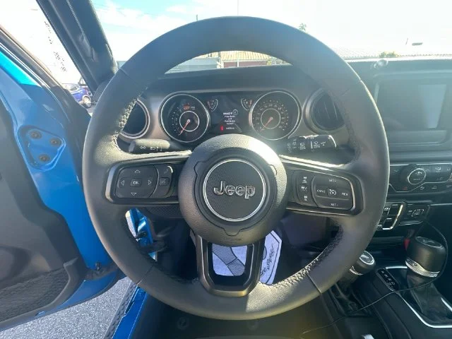 Certified Used 2023 Blue Jeep Sport S image 17