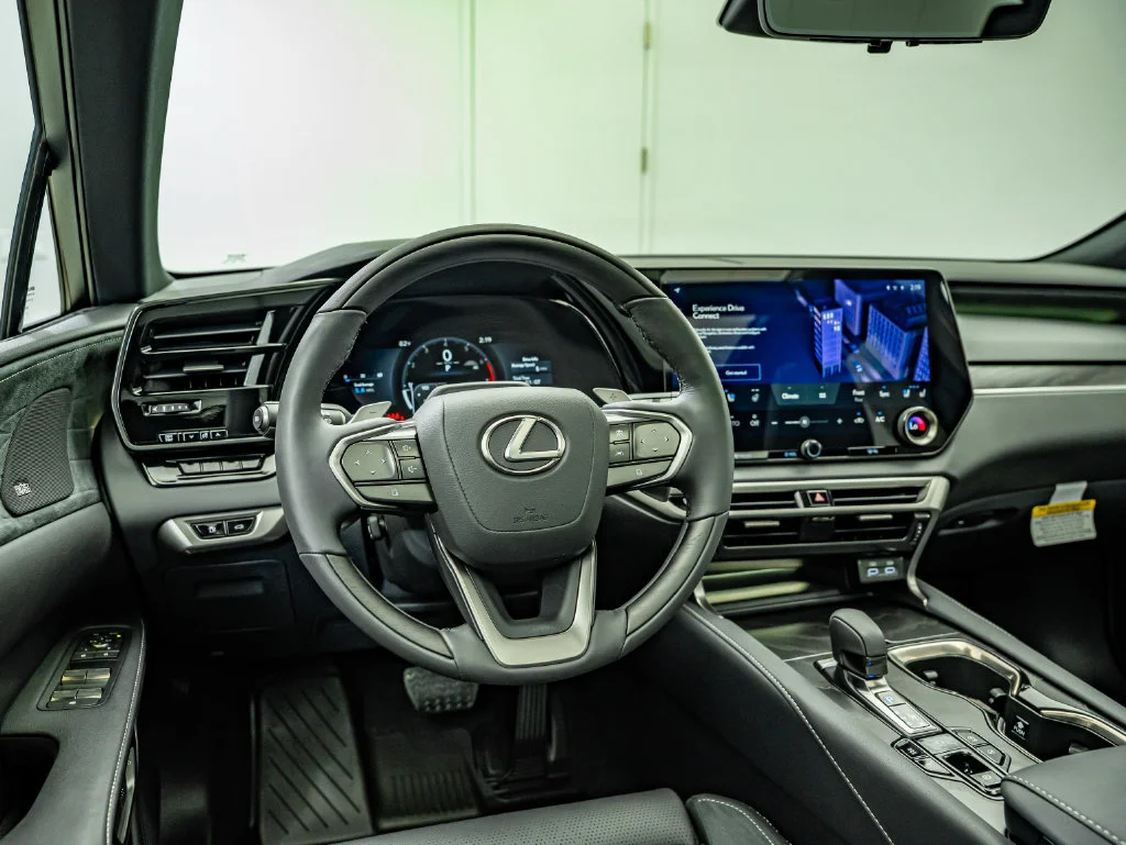 New 2026 Eminent White Pearl Lexus LUXURY image 33