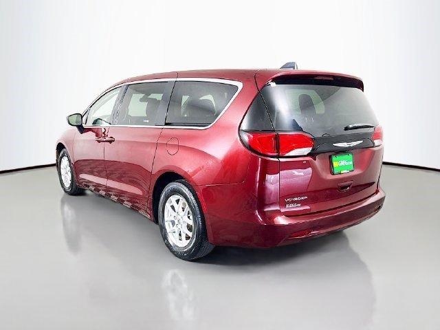 Used 2022 Velvet Red Pearlcoat Chrysler LX image 5