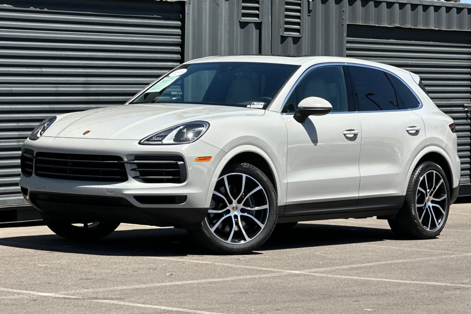 2023 Porsche Cayenne Base