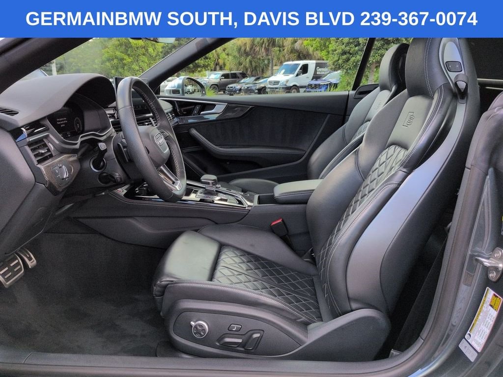 Used 2023 Daytona Gray Pearl Effect/Black Roof Audi 3.0T Premium Plus image 17