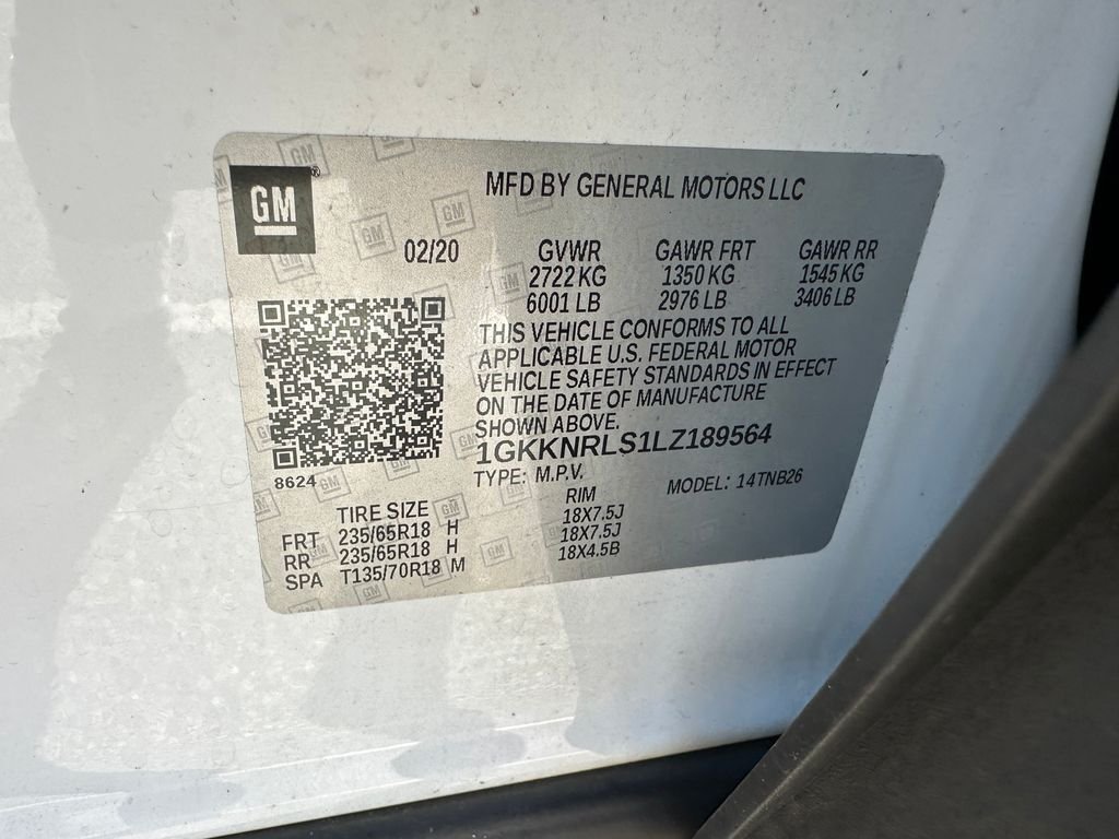 Used 2020 White GMC SLE image 12