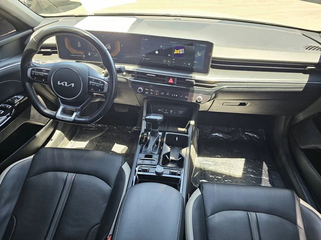 Used 2025 Wolf Gray Kia GT-Line image 16