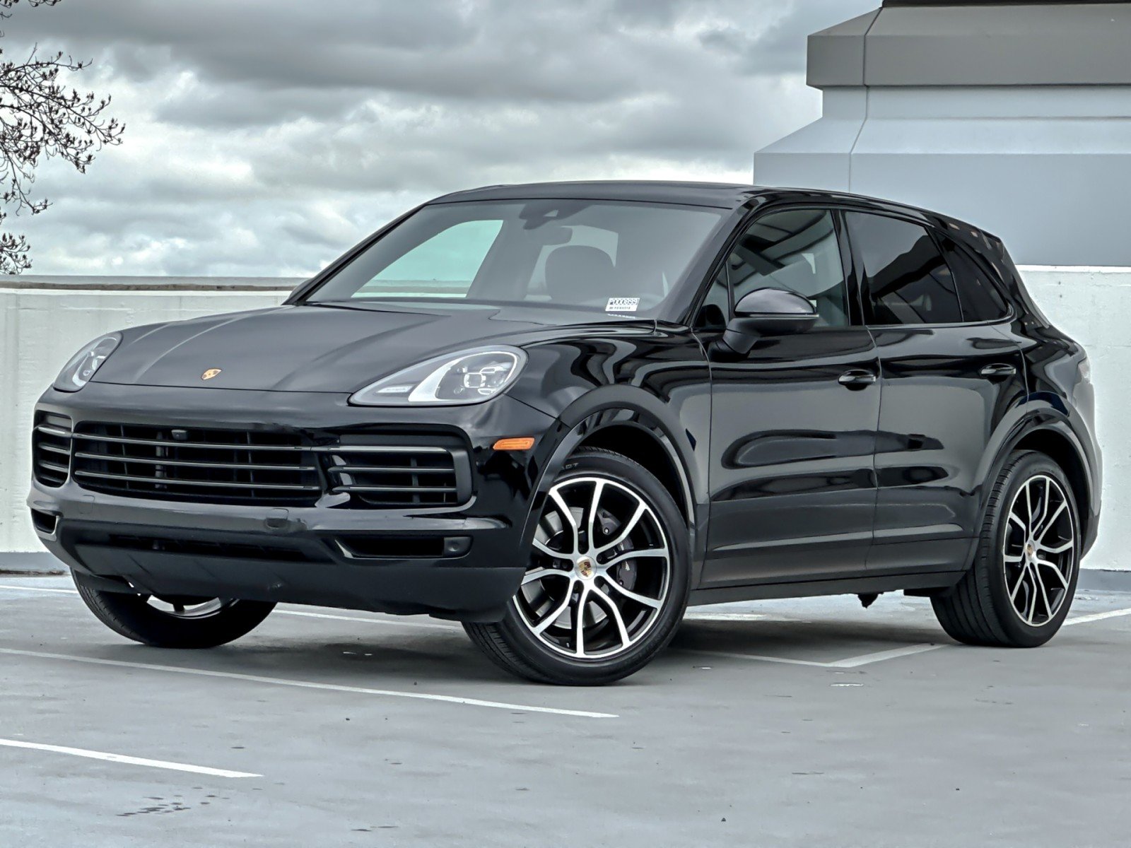 2023 Porsche Cayenne Base
