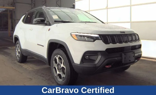 Used 2022 White Jeep Trailhawk image 1