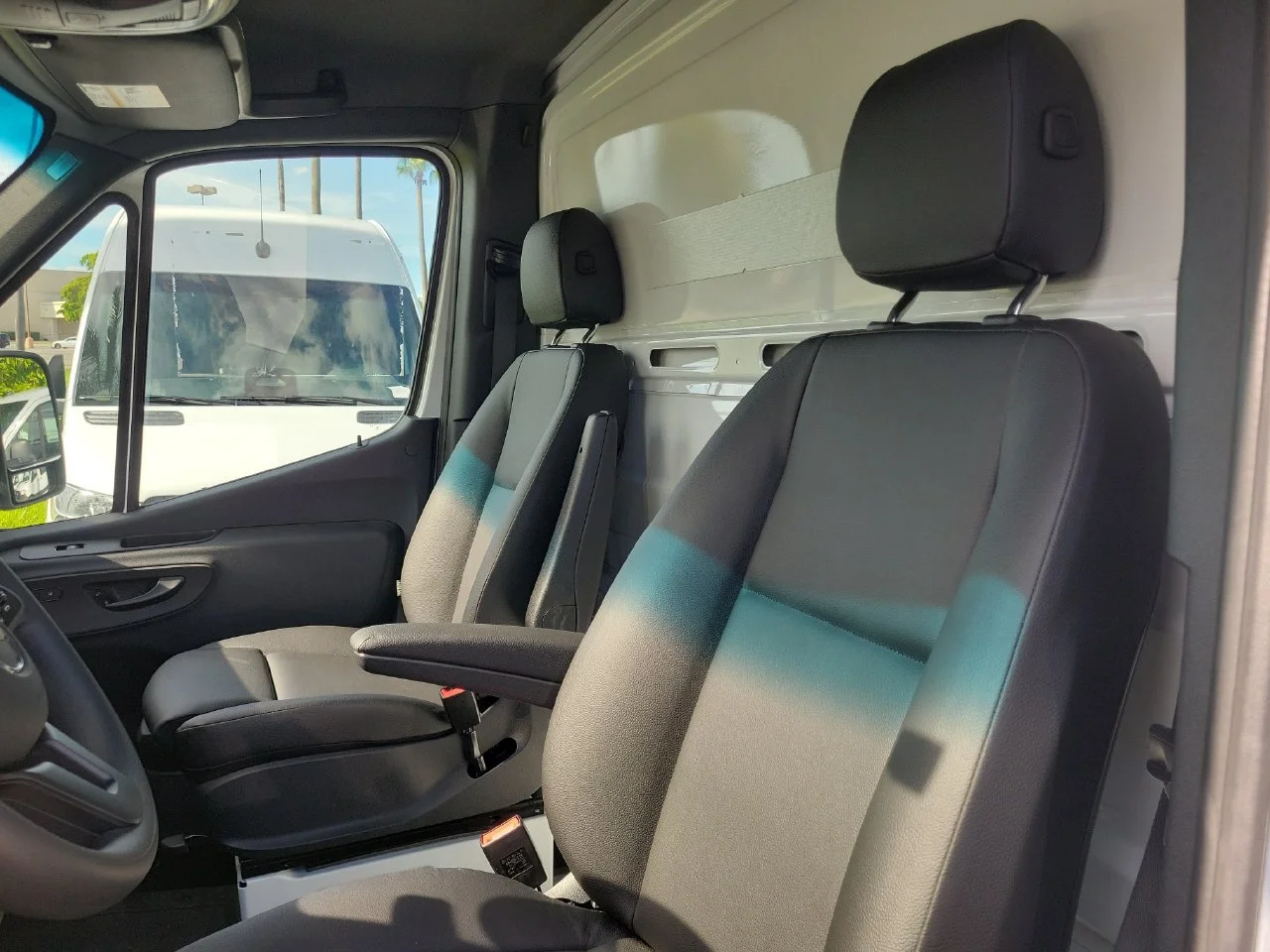 New 2024 Arctic White Mercedes-Benz Cab Chassis 144 WB image 12