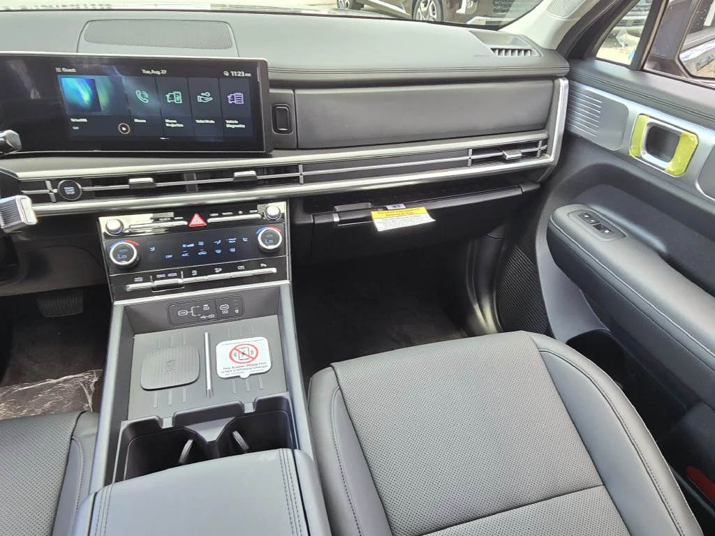 New 2027 Black Hyundai SEL image 9