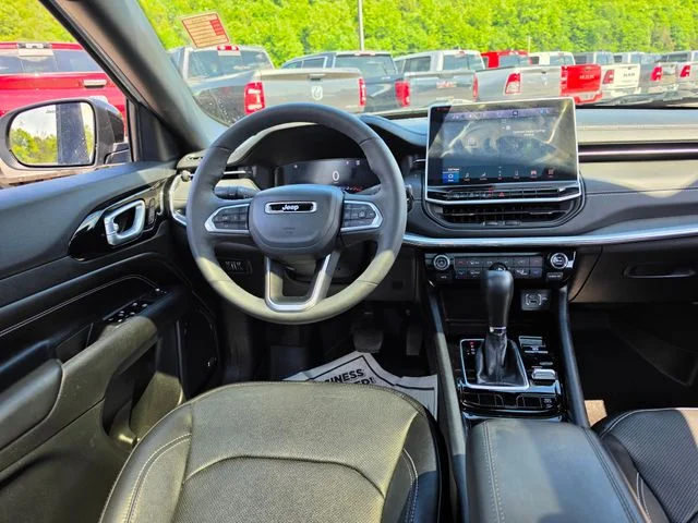 Used 2023 White Jeep Limited image 14