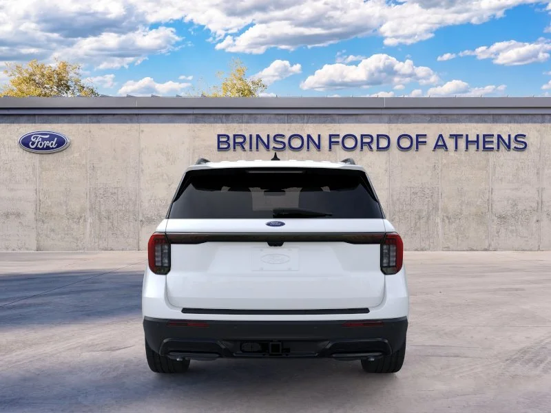 New 2026 Star White Metallic Tri-Coat Ford ST-Line image 28