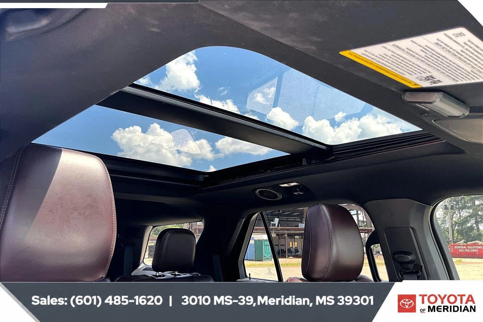 Used 2020 Iconic Silver Ford Platinum image 16