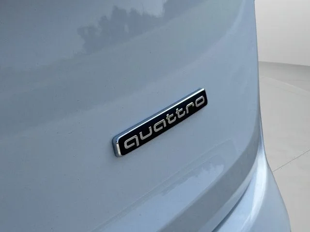 Used 2022  Audi 55 Premium Plus image 15