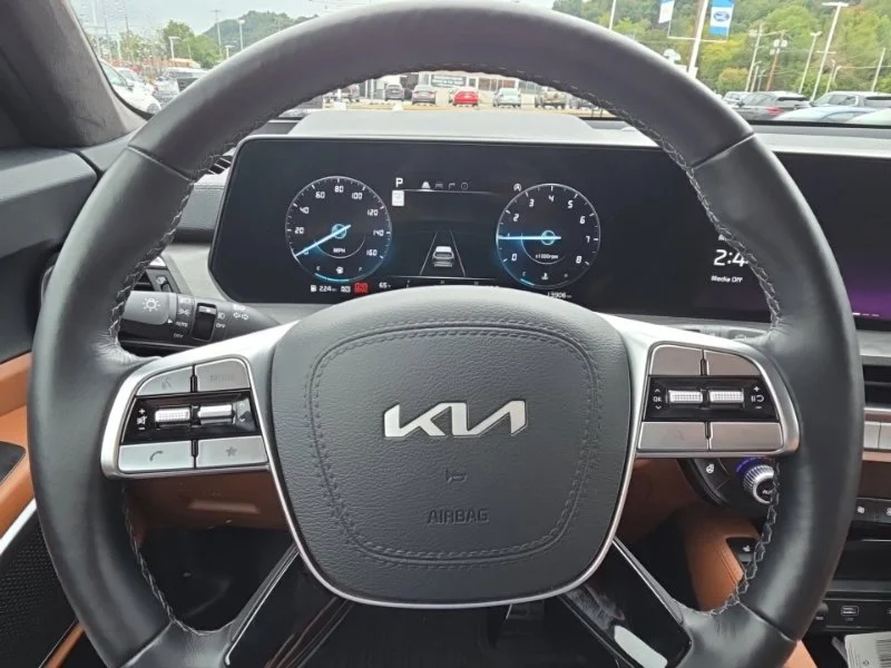 Used 2025 Gray Kia SX-Prestige X-Pro image 11