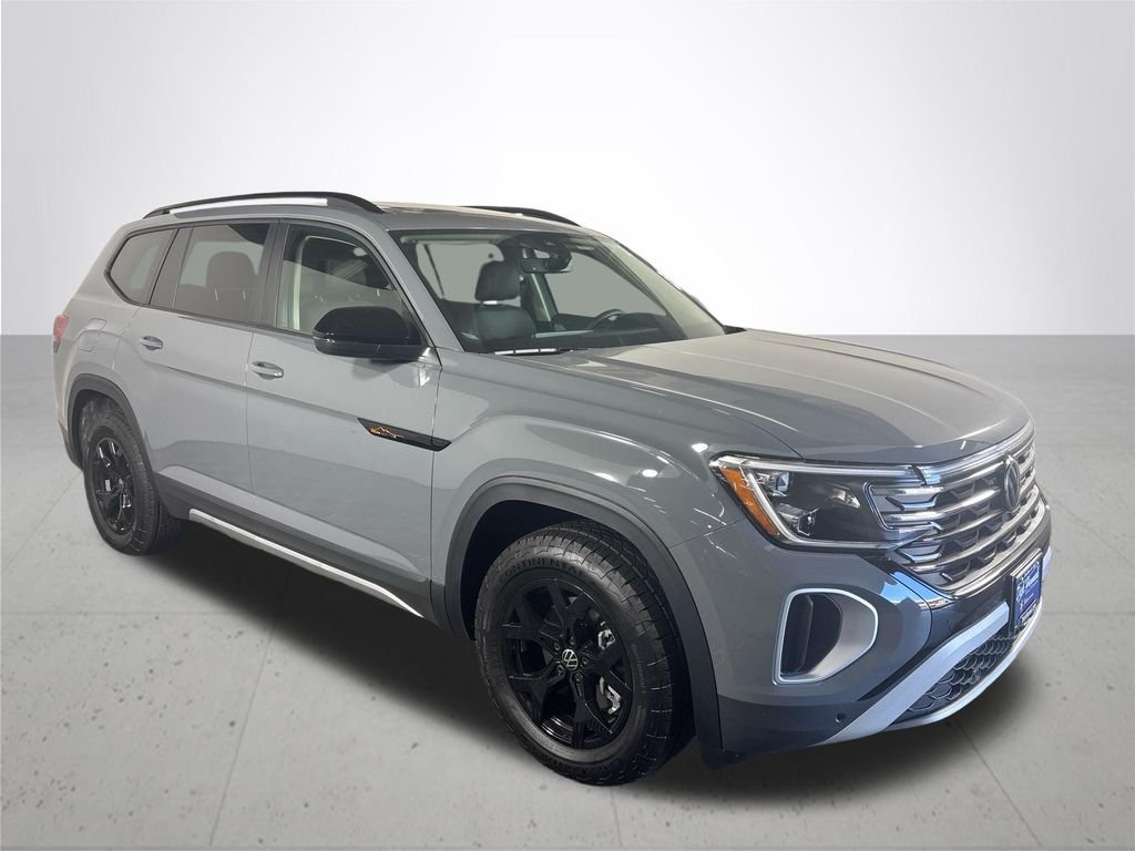 New 2026 Pure Gray Volkswagen Peak Edition image 4