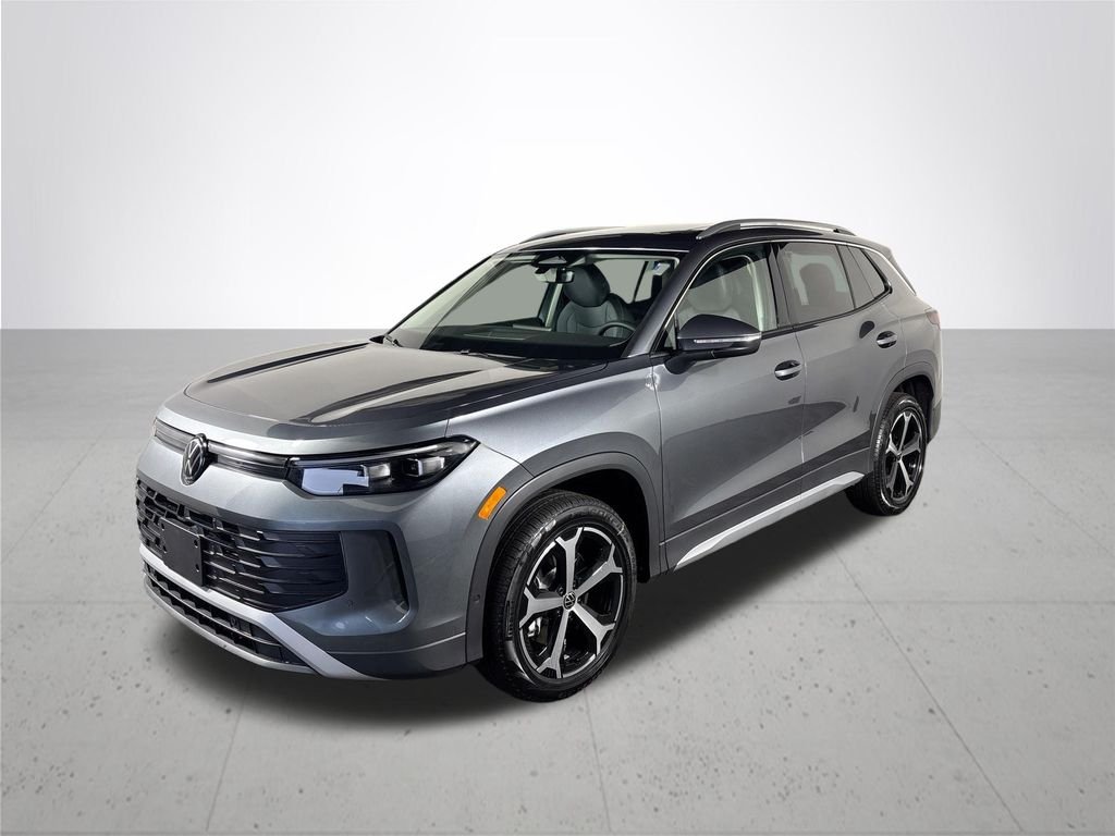 New 2026 Platinum Gray Metallic Volkswagen 2.0T SE image 2