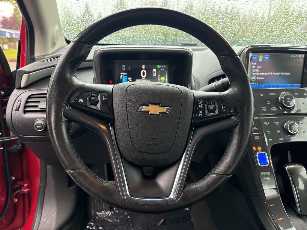 Used 2012 Crystal Red Tintcoat Chevrolet Base image 9