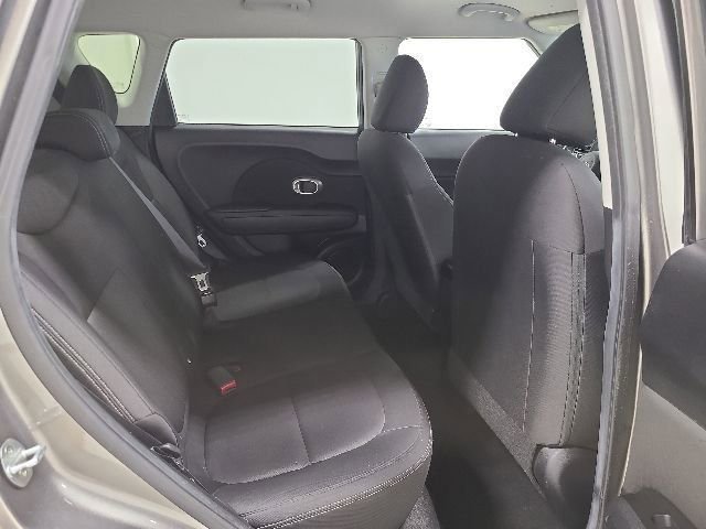 Used 2015 Titanium Gray Kia  image 6