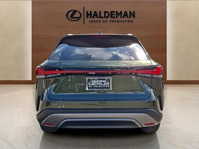 New 2026 Nori Green Pearl Lexus PREMIUM image 12