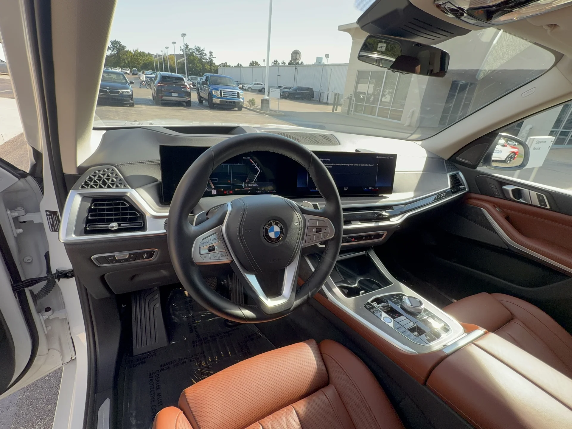 Used 2023 Alpine White BMW xDrive40i image 14